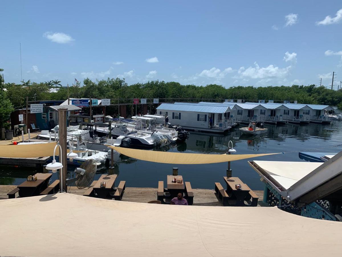 Aqua Lodges At Hurricane Hole Marina Stock Island Ngoại thất bức ảnh