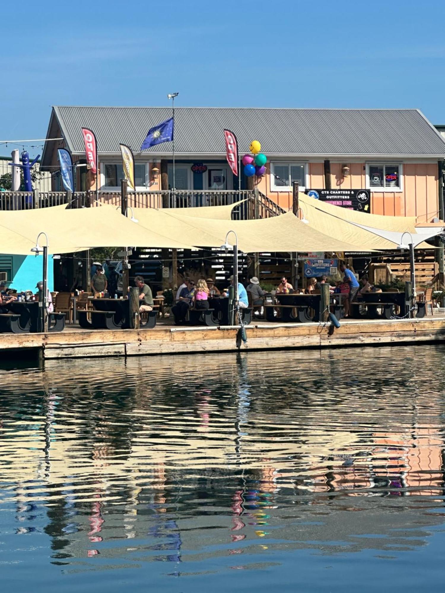 Aqua Lodges At Hurricane Hole Marina Stock Island Ngoại thất bức ảnh