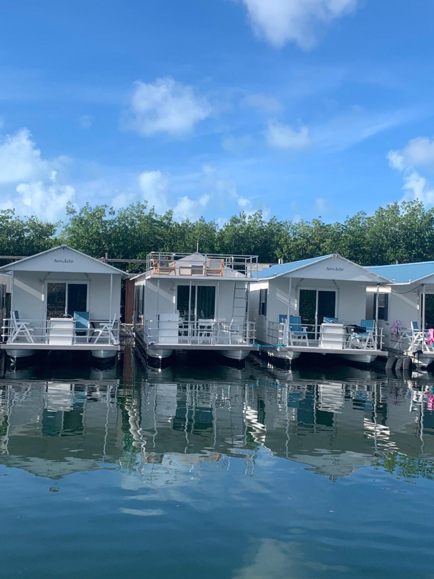 Aqua Lodges At Hurricane Hole Marina Stock Island Ngoại thất bức ảnh